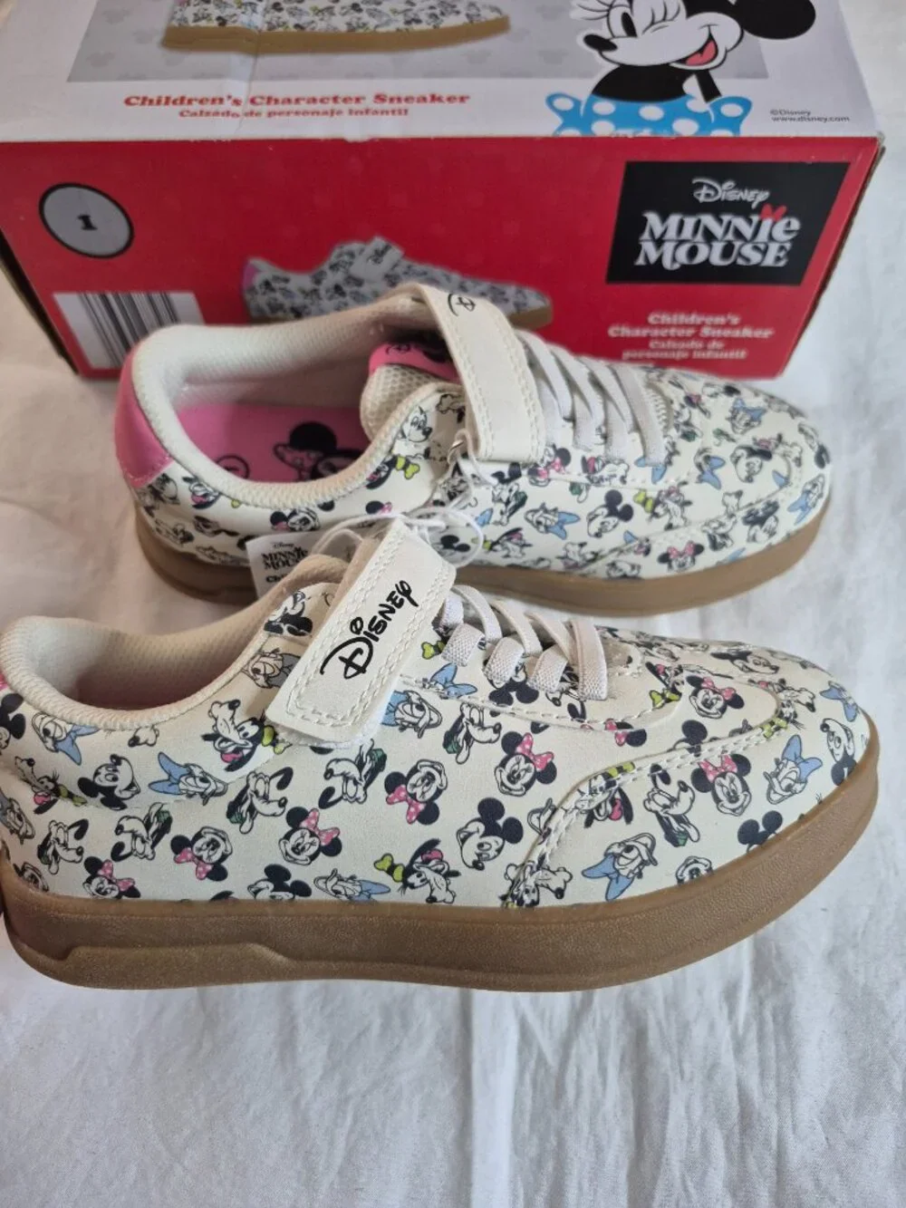 Disney Minnie And Friends Children’s Character Sneakers Size: 1,  NWB